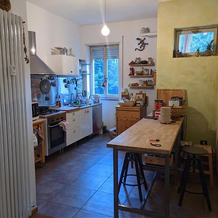 Room In A Quiet Part Of Bergame Extérieur photo
