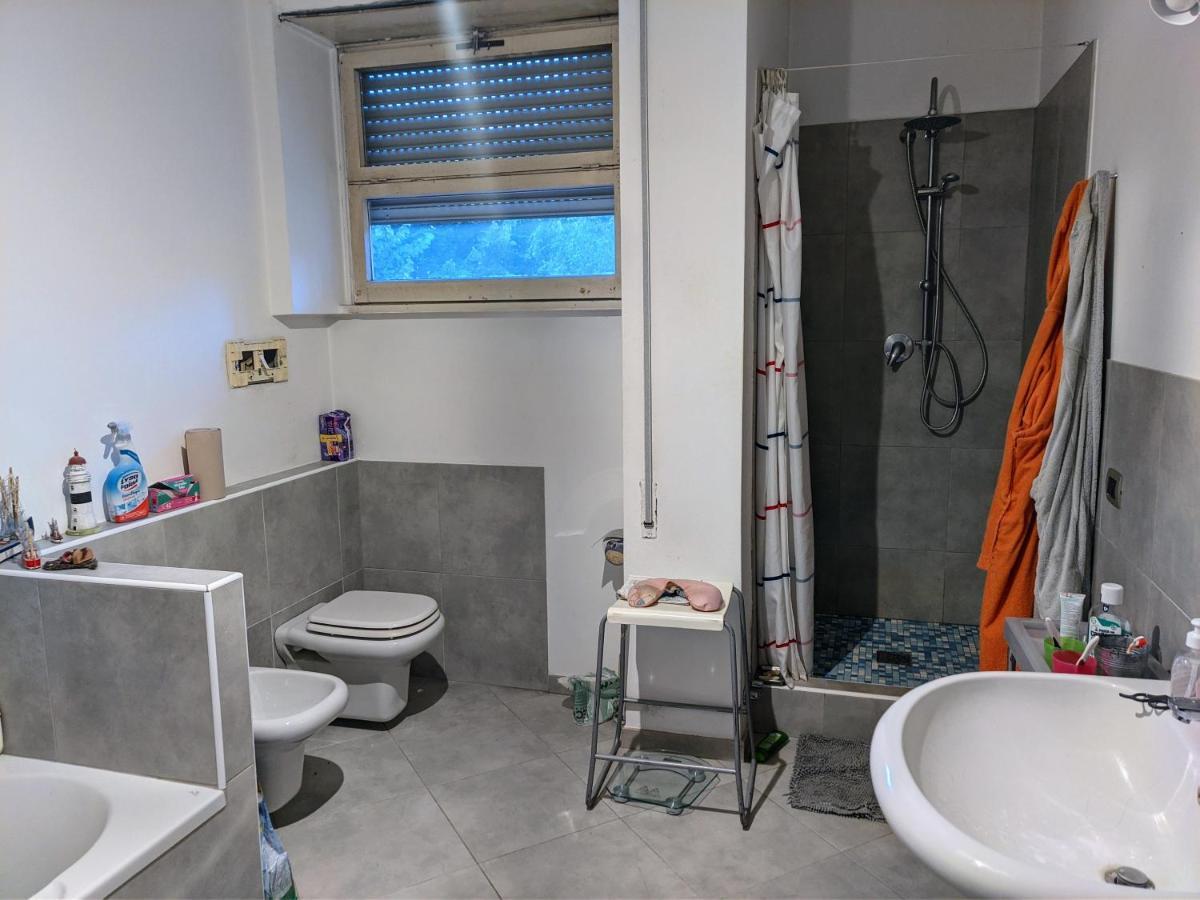 Room In A Quiet Part Of Bergame Extérieur photo
